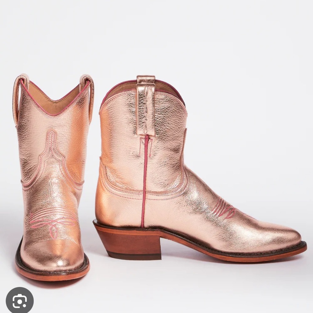 ISO Lucchese Metallic Rose Gaby Boots